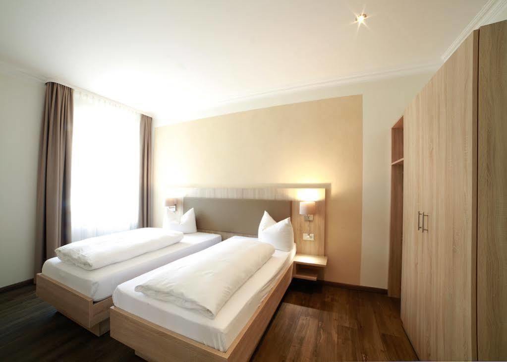 Hotel Roessle Furstenberg  Extérieur photo