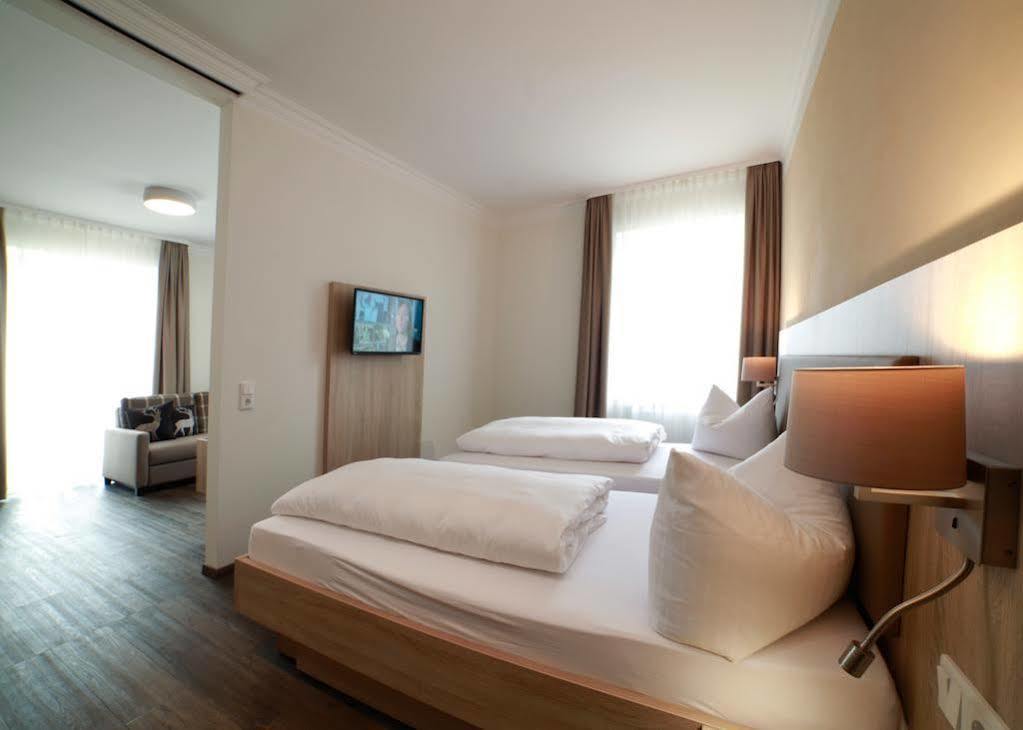 Hotel Roessle Furstenberg  Extérieur photo